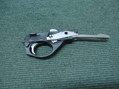 BENELLI MONTEFELTRO  (POST 2005)  20GA. - COMPLETE TRIGGER ASSEMBLY  - EXCELLENT