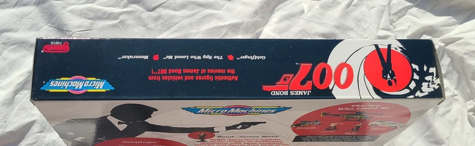 Micro Machines James Bond 007 Figures and Vehicles 1995 Galoob No. 74810 New - Image 3 of 4