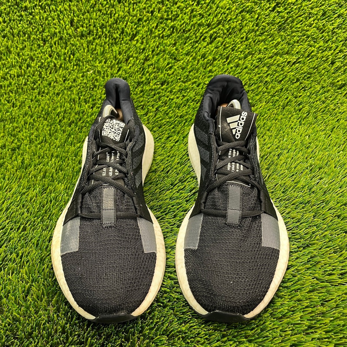 Adidas Shoes Mens 13 Athletic Trainer Senseboost Go Running Sneakers White Black Amazon.com | adidas Pureboost Go Mens Running Trainers  main image 3