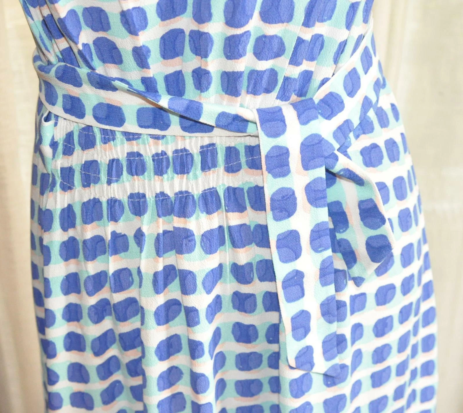 *Kate Spade* Abito smanicato blu e avorio con cravatta in vita XS (UK 10)