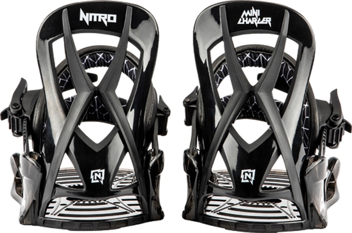 Nitro Ripper x Volcom Snowboard 121 cm with Mini Charger