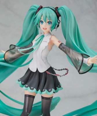 Piapro Characters Hatsune Miku NT 1/8 Figure Good Smile Company