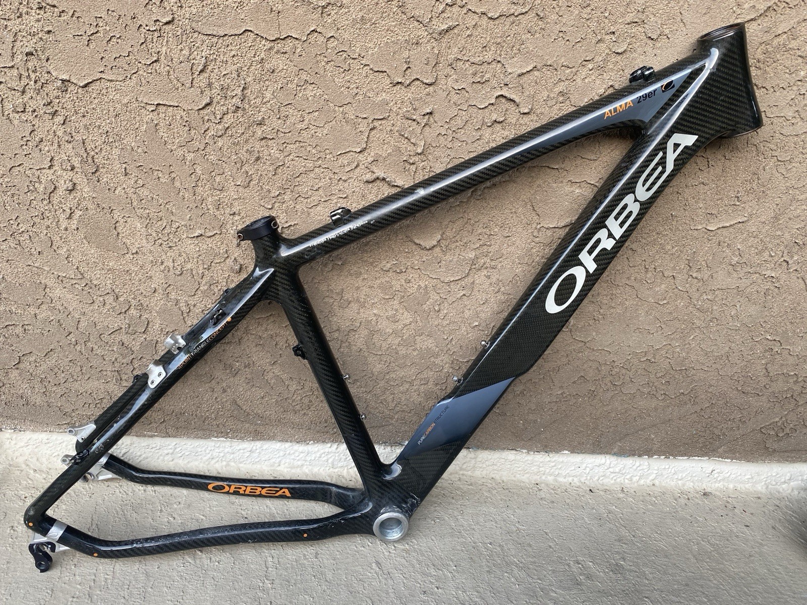 Medium Black Orbea Alma 29er Carbon 29&rdquo; Hardtail Mountain 