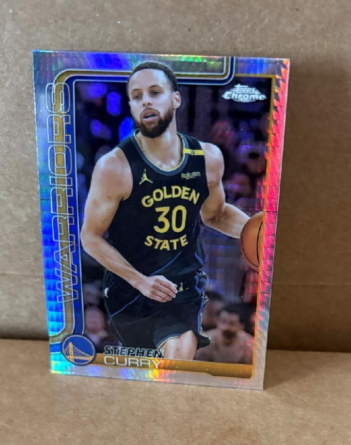 2025/26 TOPPS CHROME BASKETBALL STEPHEN CURRY PRIZM REFRACTOR CARD WARRIORS
