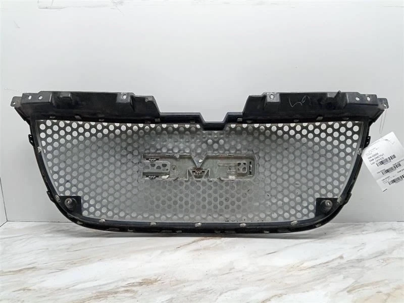 Grille Denali Upper Fits 07-14 GMC YUKON 27630 - Image 4 of 4