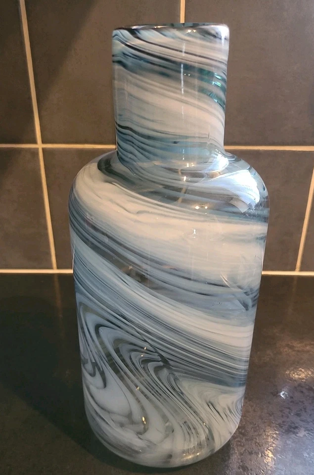 IKEA Glass Vase - Iina Vuorivirta - Marbled Grey and White -  10.5" - IMMACULATE - Image 4 of 4