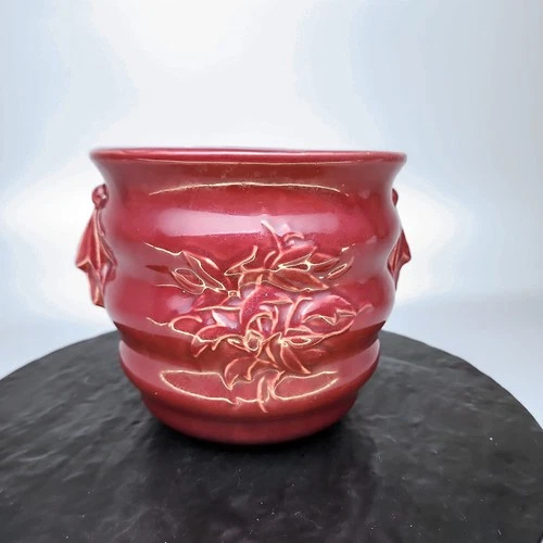 McCoy Pottery Leaves & Berry Jardiniere Pot 1950 Burgundy Red Handled Ring⭐