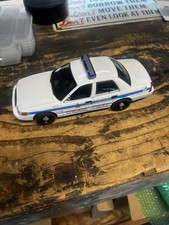 2008 FORD CROWN VICTORIA POLICE INTECEPTOR "CHICAGO PD" 1/24 BY GREENLIGHT 85533