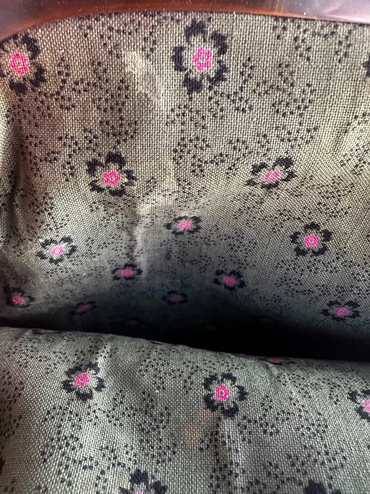 Bolso sin asas vintage de terciopelo rojo con cierre de beso bordado 8x9" interior tejido Foto 4 de 4