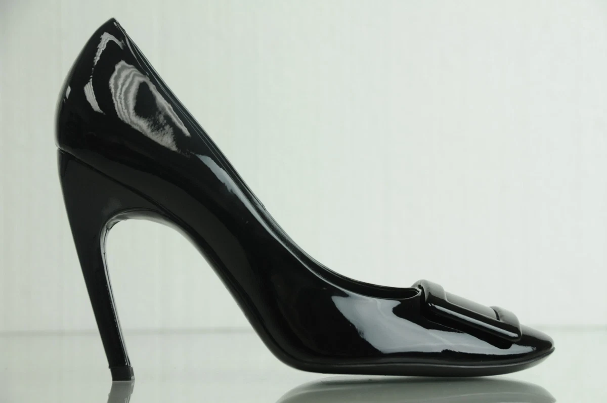 Roger vivier belle de store nuit patent leather pumps