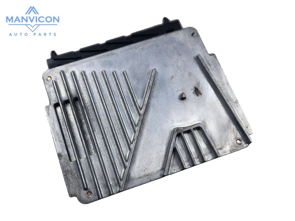 2003-2004 Volvo V70 Motor Computador ECM Módulo de Controle ECU MB079700-8951 FABRICANTE DE EQUIPAMENTO ORIGINAL - Imagem 2 de 4