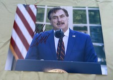 Mike Lindell Signed 11x14 Photo My Pillow CEO Trump Mike Lindell Signed 11x14 Photo My Pillow CEO Trump