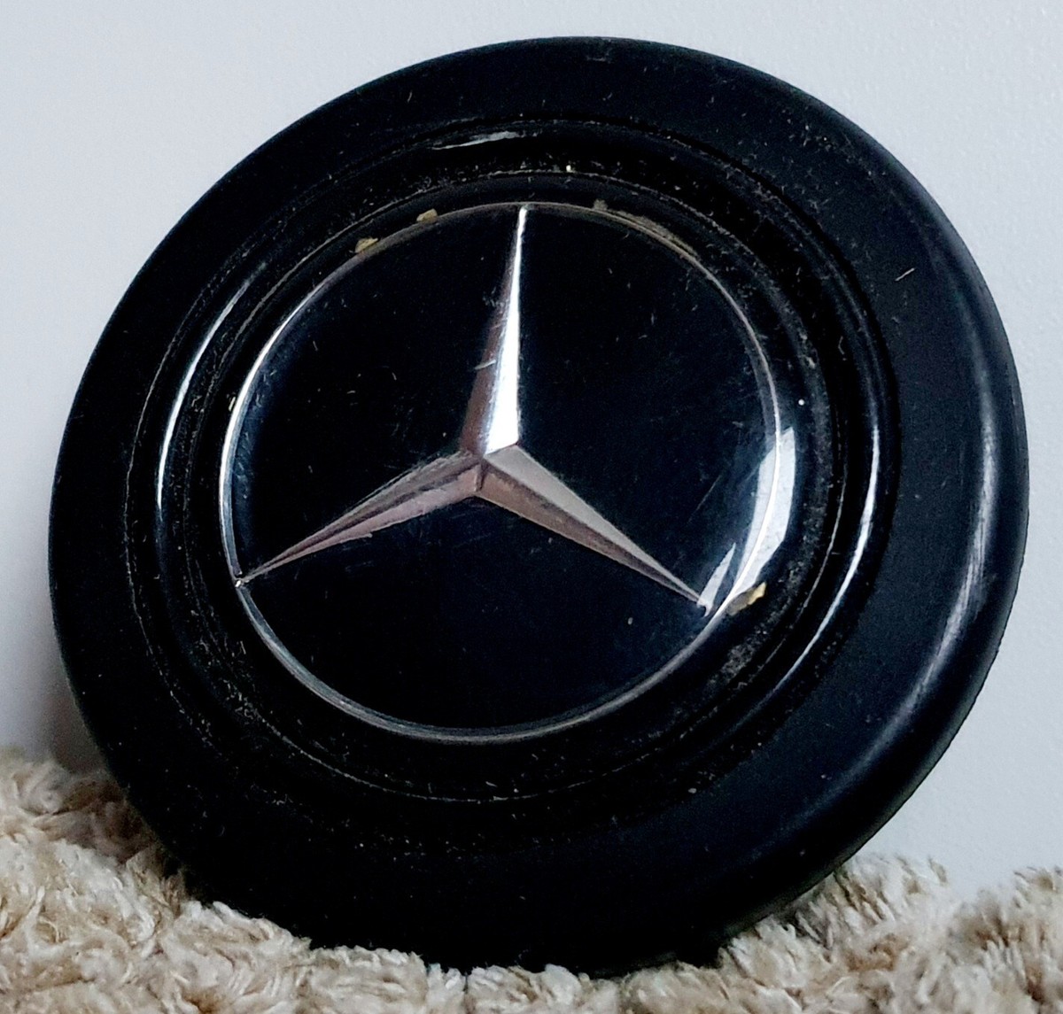 Mercedes・Benz MO MO ステアリング　ボタン MOMO Authentic Mercedes Benz horn button steering wheel MB