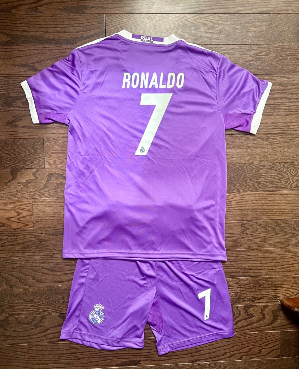 Kids Ronaldo Real Madrid 2016/17 Soccer Jersey - Size Large 8-9