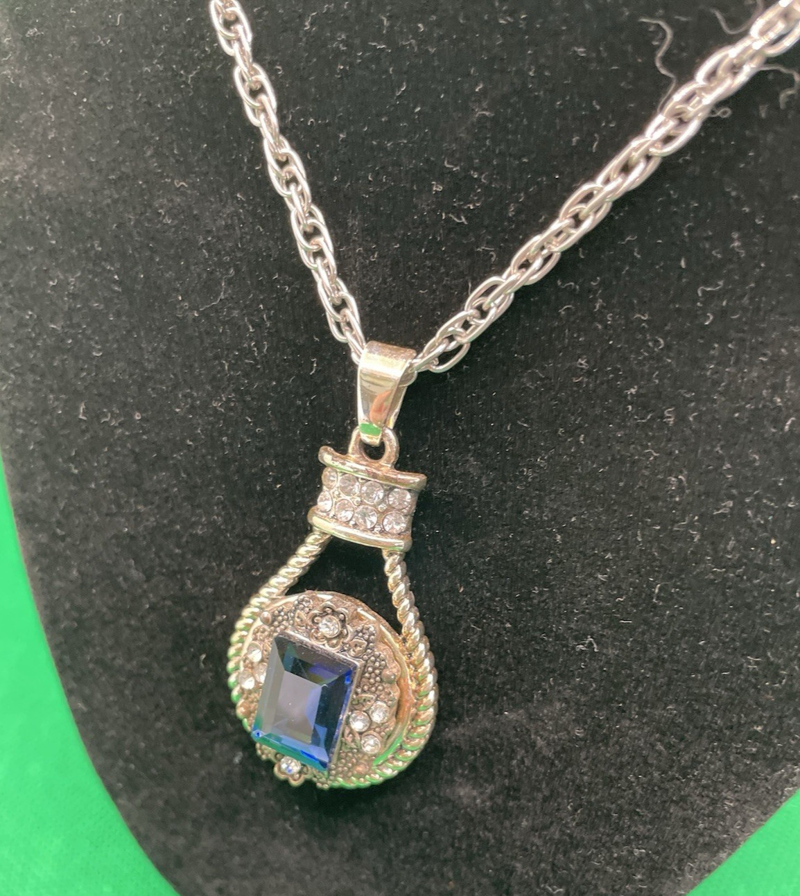 Two Silver Tone Snap Twistable Interchangeable Pe… - image 3