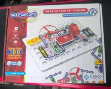 ELENCO Snap Circuits Jr.� 100 Experiments Electronics Discovery Kit