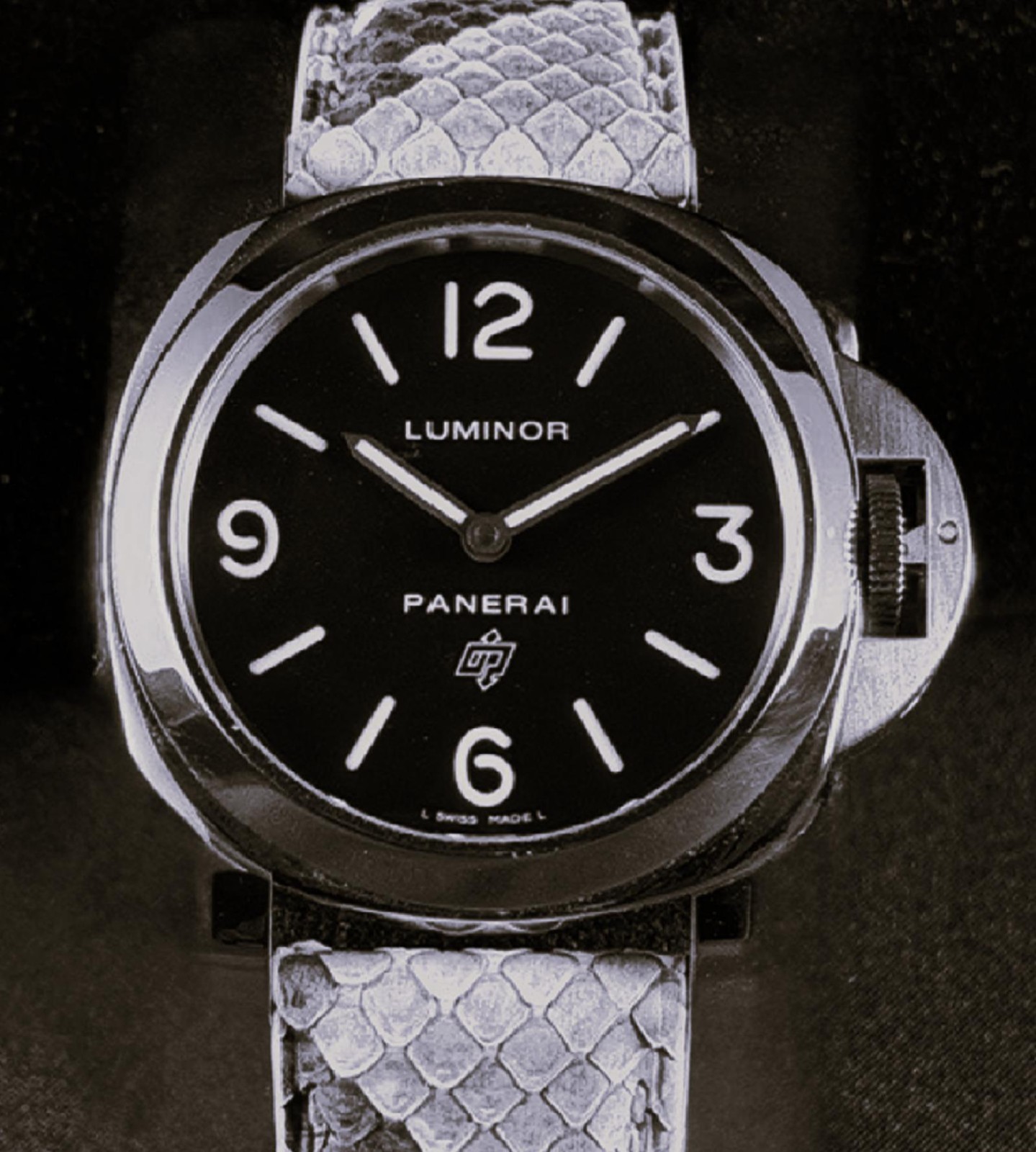 Panerai Luminor Men's Black dial 44MM Black Rubber + Exotic Strap - PAM00000