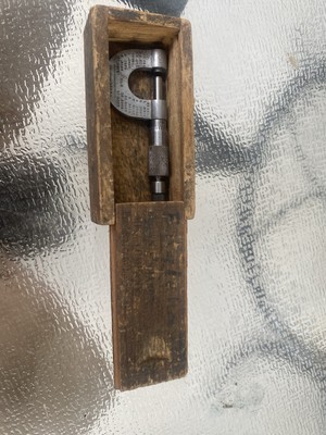 Brown & Sharpe NO. 2 Micrometer Screw Gauge with Original Wooden Case