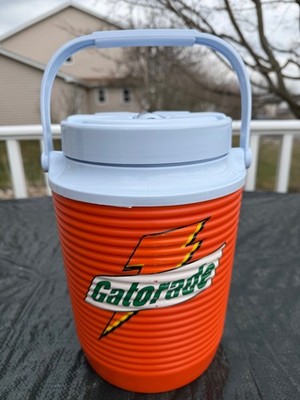 Vintage Gatorade Rubbermaid Spouted Cooler 1 Gallon Water Jug Orange White