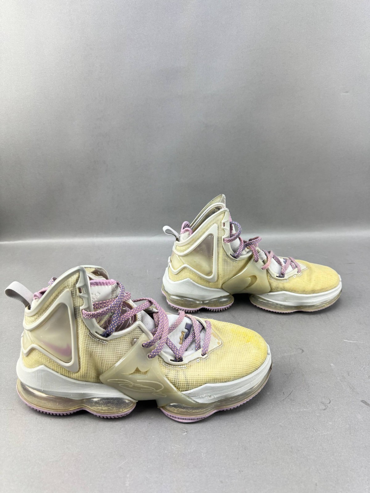 Size 9.5 - Nike LeBron 19 “Strive For Greatness” … - image 8