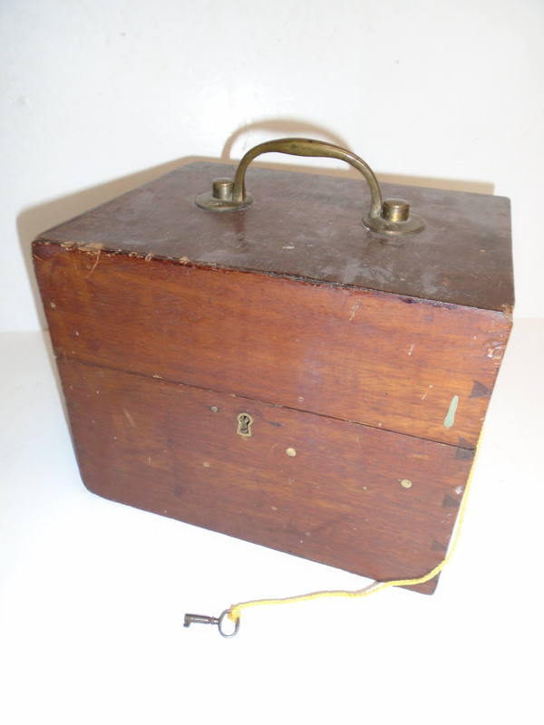 Antique MARITIME INSTRUMENT WALNUT WOOD CARRYING CASE w/ Working Lock + KEY
