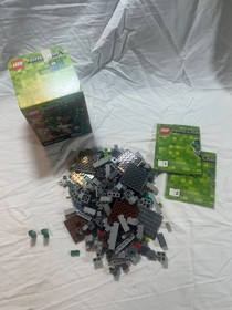 LEGO Minecraft: Minecraft Micro World: the Forest (21102)
