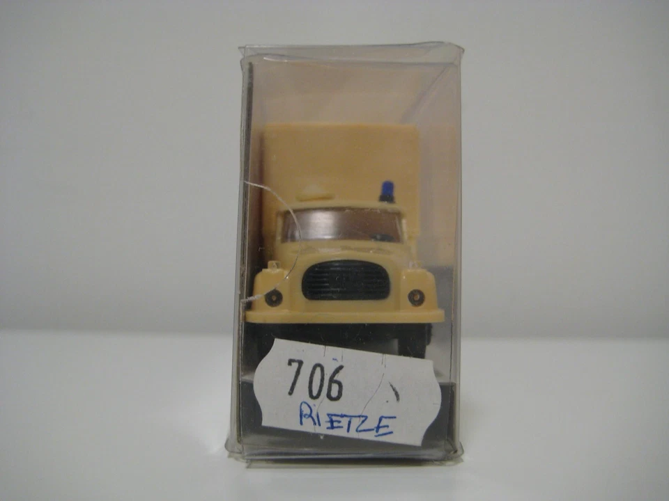 IGRA H0 706 - Camión Tatra 148 "Die Johanniter" (rareza) - Imagen 2 de 4