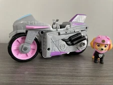 Paw Patrol Moto Pups SKYE Deluxe Motorcycle Pull Back Vehicle Toy & Figure EUC