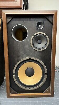 1 X Sansui SP-100 3 Way Speaker Original Made in Japan MINT 1 X Sansui SP-100 3 Way Speaker Original Made in Japan MINT