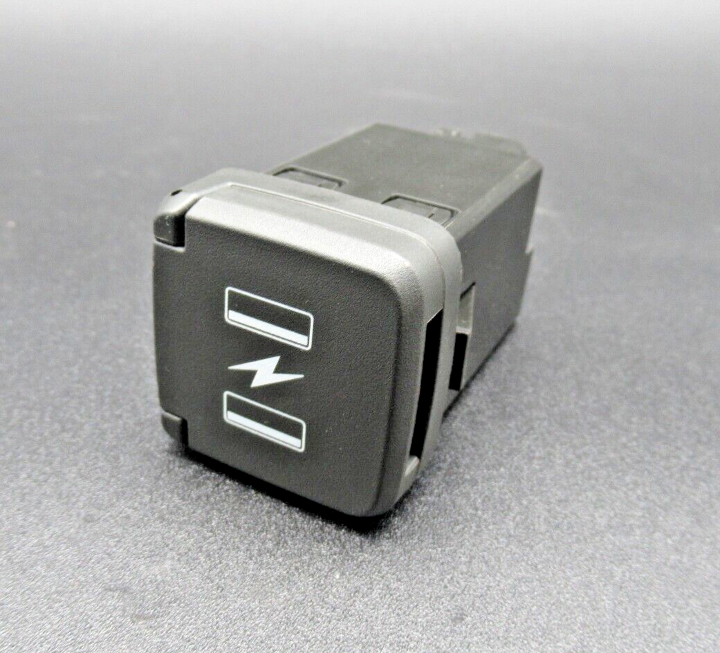 OEM Volvo Mack 22529875 Dual Charge USB Socket *BRAND NEW* | eBay 