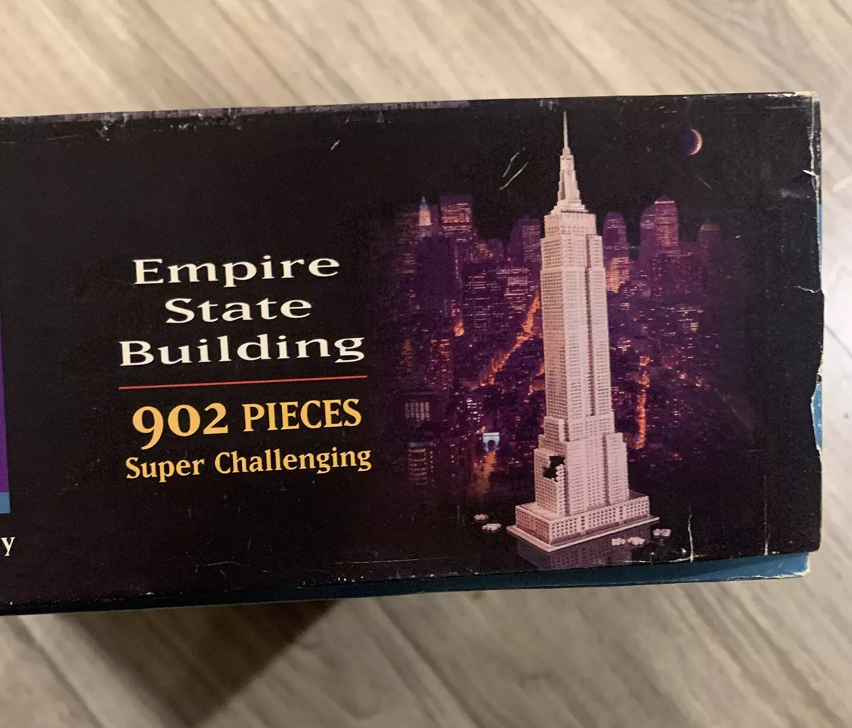 Vintage MB Wrebbit Puzz3D EMPIRE STATE BUILDING 902 Piece 3D