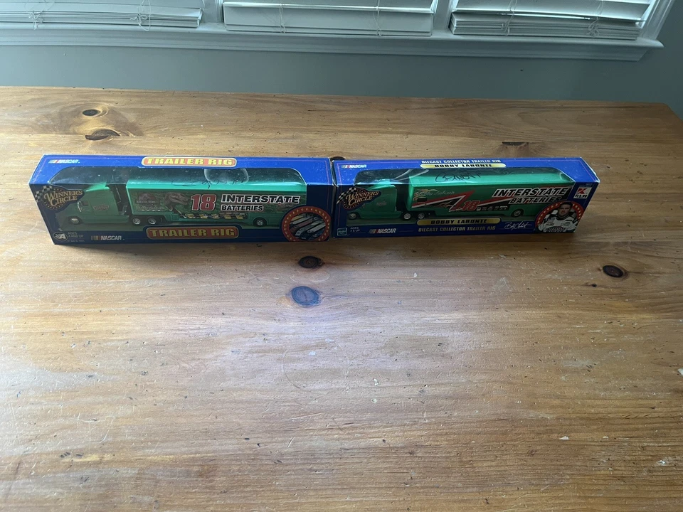 Lote mega autografiado vintage de Bobby Labonte NASCAR con 9 artículos de carreras en total Foto 3 de 4