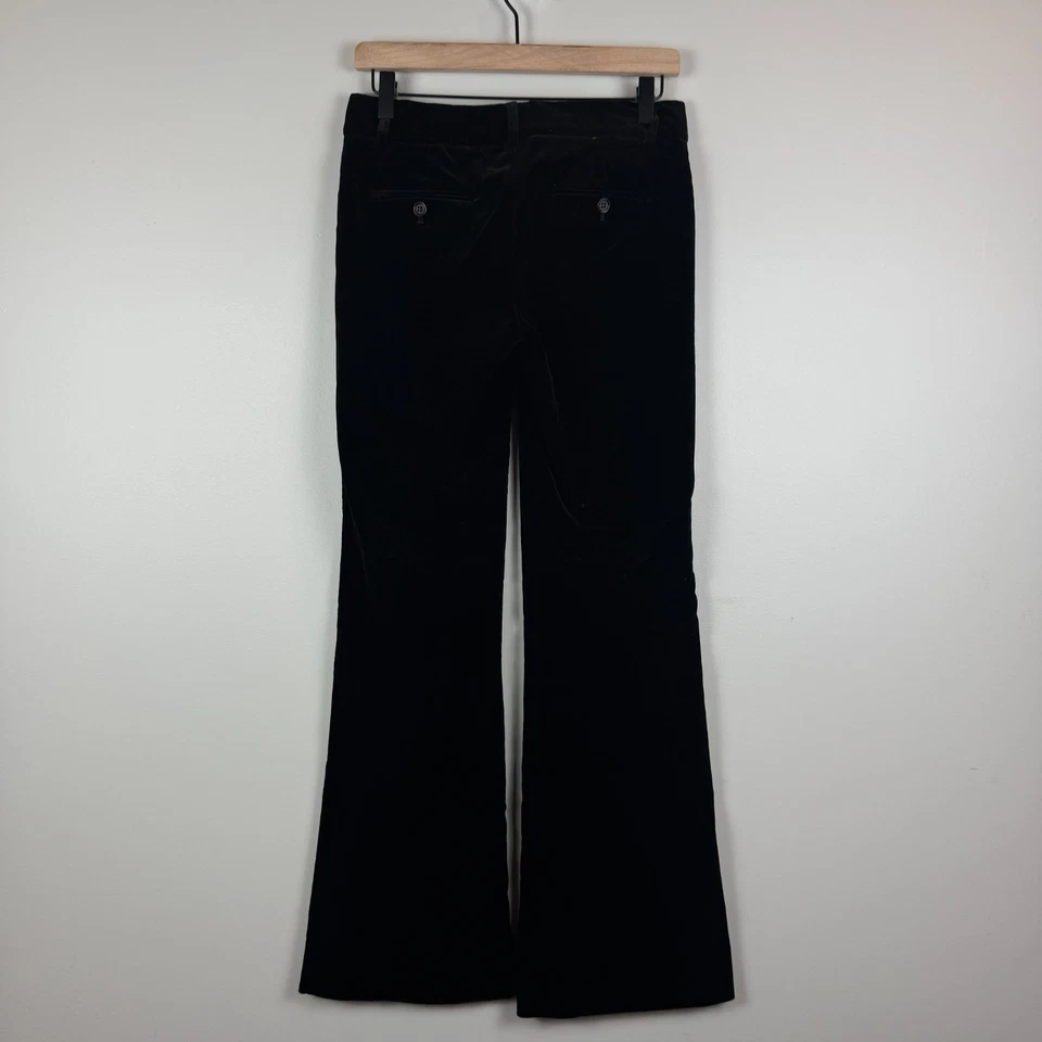 Pantalones Theory Mujer 2 Negro Terciopelo Frente Plano Pierna Acampanada Clásico Cachicho Oscuro Foto 2 de 4