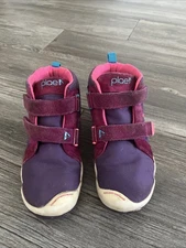 Plae Youth Girls Athletic High Top Sneakers Size 2