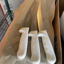 (qty 3) Dexter-Russell Sani-Safe 10" Scalloped Bread Knife Curved S147-10SC Bin7