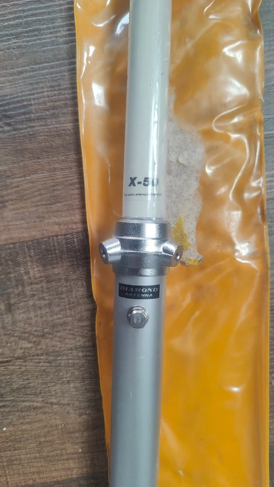 Diamond X-50 Dual Band Vertical VHF/UHF Antenna 2m/70cm - Image 3 of 4