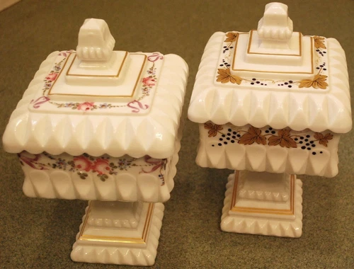 Vtg Set 2 WESTMORELAND Milk Glass WEDDING BOWL Candy Dishes/Lids GRAPES/FLOWERS