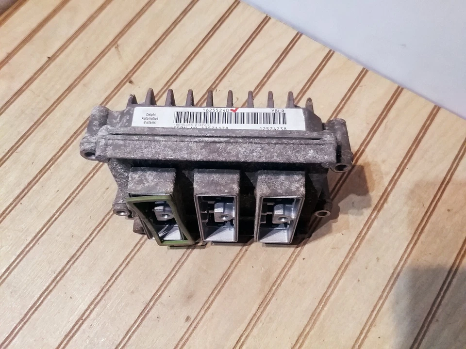 CHEVY/GMC TRAILBLAZER/ENVOY MOTOR ECM/ECU CEREBRO DE COMPUTADORA FABRICANTE DE EQUIPOS ORIGINALES SOLO 2002 Foto 4 de 4