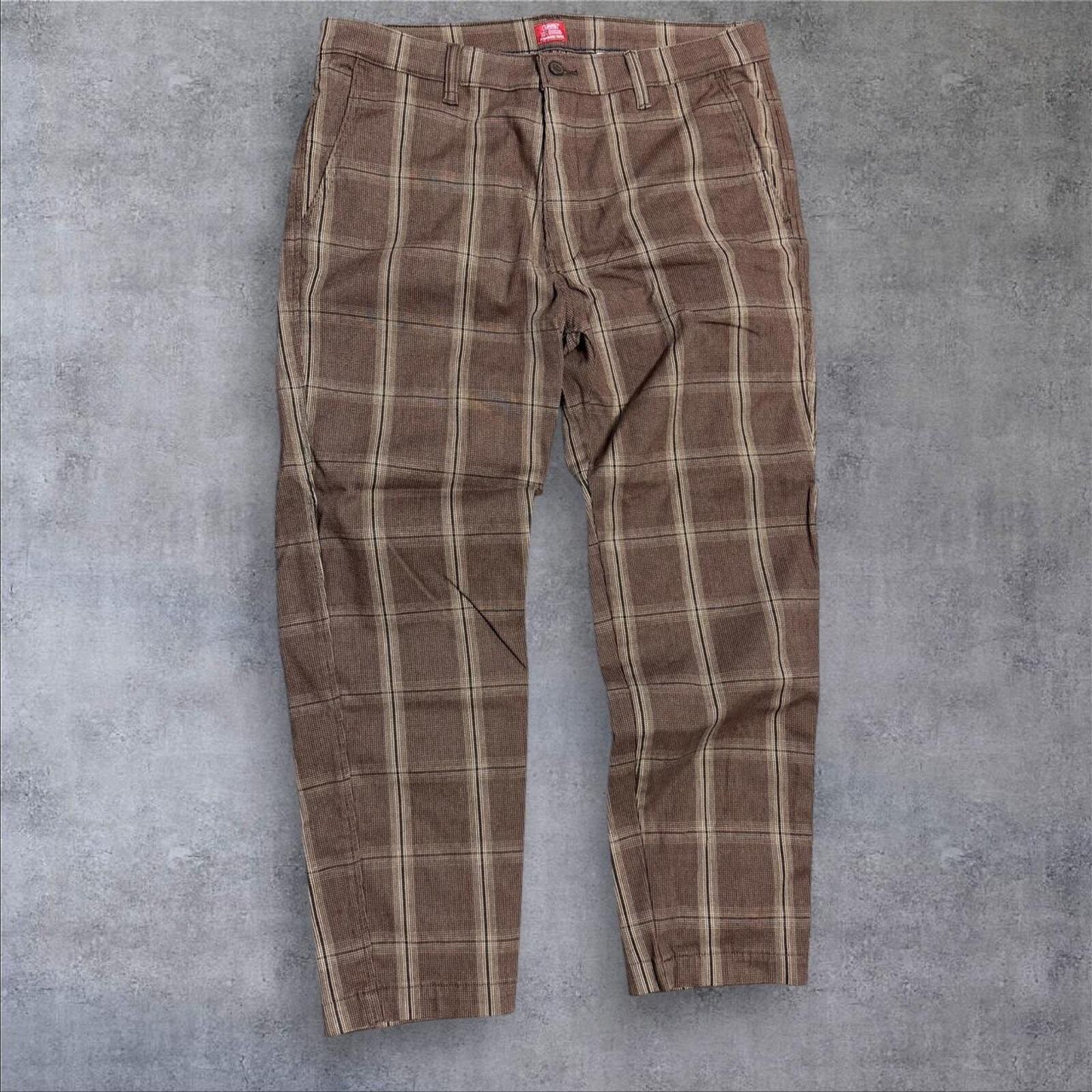 Y2K Levi’s Chino plaid trousers 38x30 essentials 2000s