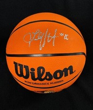 Lindsey Hunter Signed Detroit Pistons Basketball Beckett LOA COA