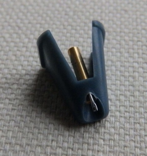 DIAMANT POUR SHARP N 17D EUR 16,00 - FR
