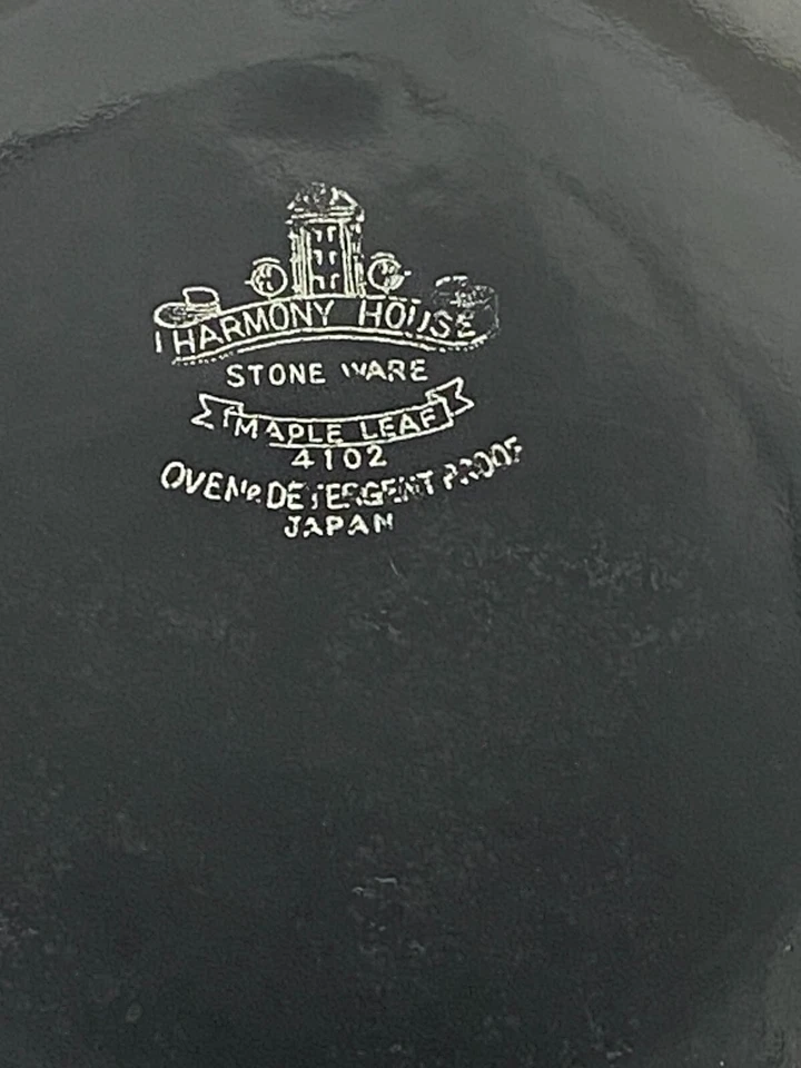 Harmony House Maple Leaf Dinner Plate (s) - Image 2 of 2