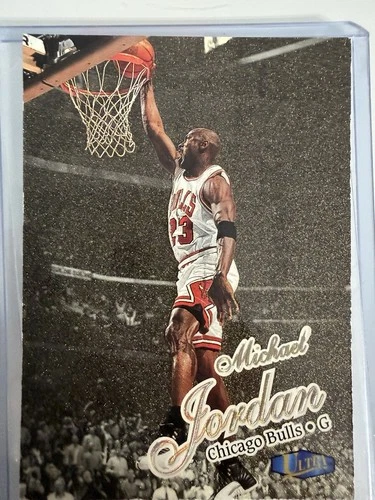 1997-98 Fleer Ultra - Michael Jordan #23G Gold Medallion