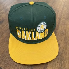 Vintage MLB Oakland Athletics Snapback Cap NWT One Size Adjustable