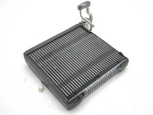 Infiniti Q50 2017 Klimaverdampfer Kondensator 922001HP0C 2017 125kW AMD200036