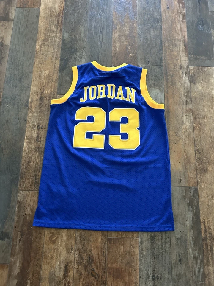 Camiseta Michael Jordan Laney High School Azul/Amarillo #23 M Tocado Nueva con Etiquetas Foto 2 de 3