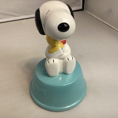 Vintage 1972 Willitts Snoopy & Woodstock Music Box Puppy Love WORKS! 6  Tall