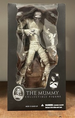 Mezco Universal Monsters The Mummy 9” Action Figure – Boris Karloff ...