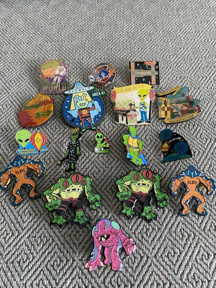 Destination Imagination Pin Lot 17 Pins! Aliens Monsters Space 2007-2017 - Image 2 of 4