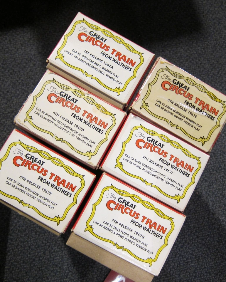 WALTHERS CIRCUS RAIL CARS & 2 ELEPHANT PACKS HO   6 cars total - Image 3 of 4